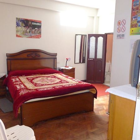 Yunguyo Hostal Villa Imperial מראה חיצוני תמונה