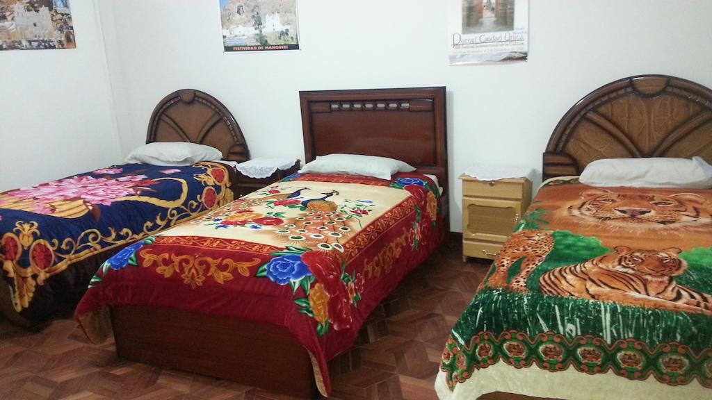 Yunguyo Hostal Villa Imperial חדר תמונה